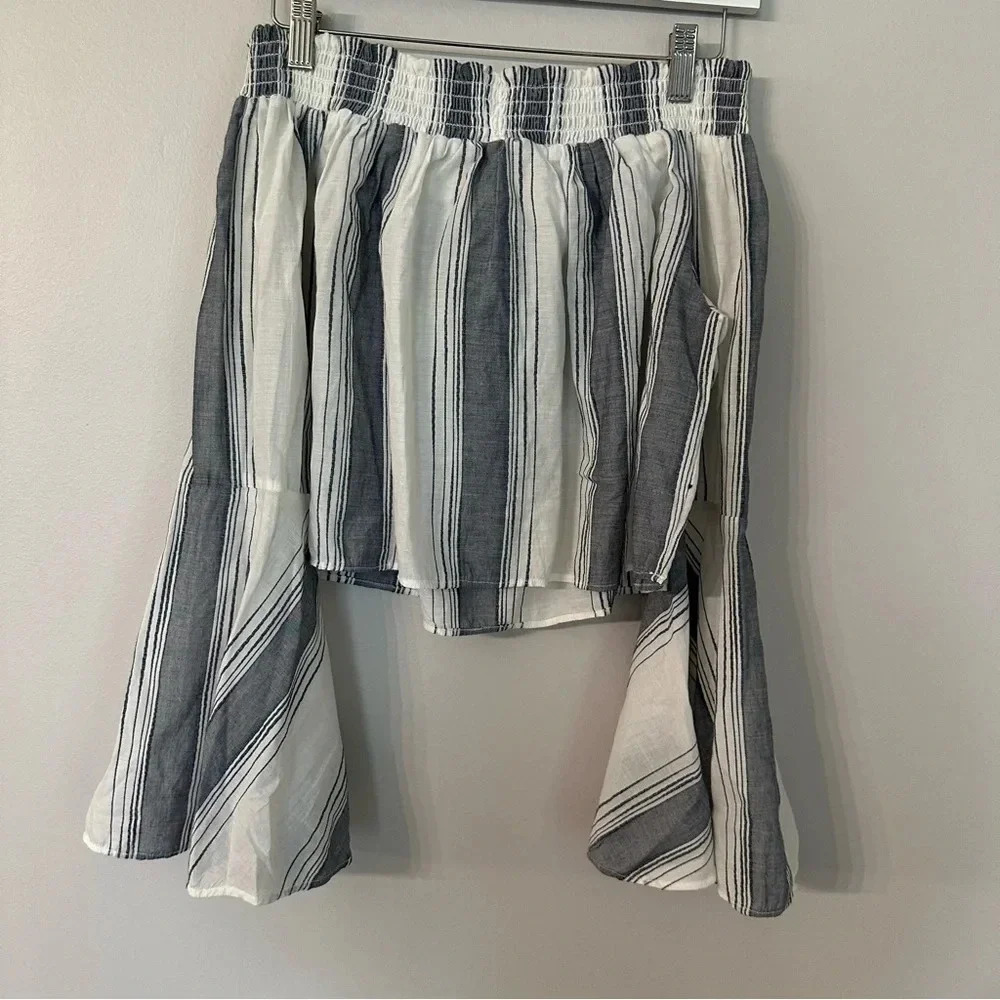 Anthropologie Lilka Women’s Stripe Pom Pom Crop Top Off the Shoulder Size M GUC - Picture 8 of 8